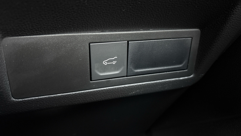 Renault Symbioz 1.6 E-Tech FHEV 145 Iconic Esprit Alpine 5dr Auto Hybrid Estate